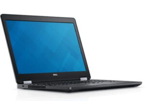 Otwarty czarny laptop Dell Latitude E5570, widok z lewej strony i niebieski ekran