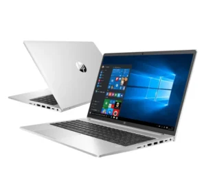 Srebrny laptop HP ProBook 450 G8 otwarty i zamknięty, z widocznym ekranem oraz portami bocznymi