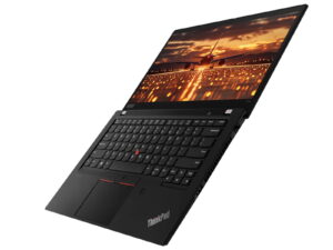 Lenovo ThinkPad T14 Gen 1 otwarty pod kątem, z czarną klawiaturą i ekranem 14 cali