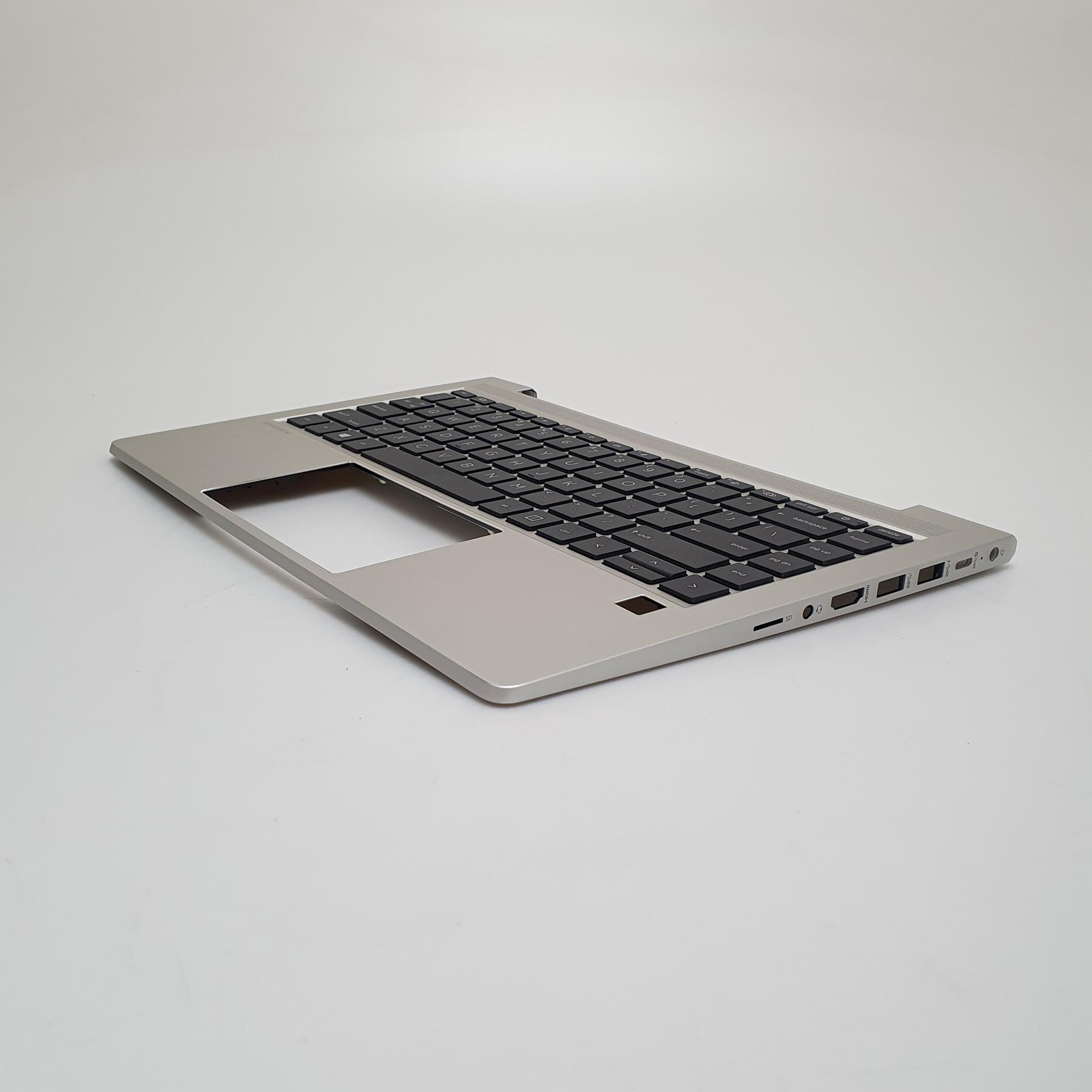 Nowy Palmrest + Klawiatura do HP Probook 440 445 G8 G9 640 G8 G9 4 Palmrest z czarną klawiaturą do HP ProBook, widok pod kątem z prawej strony