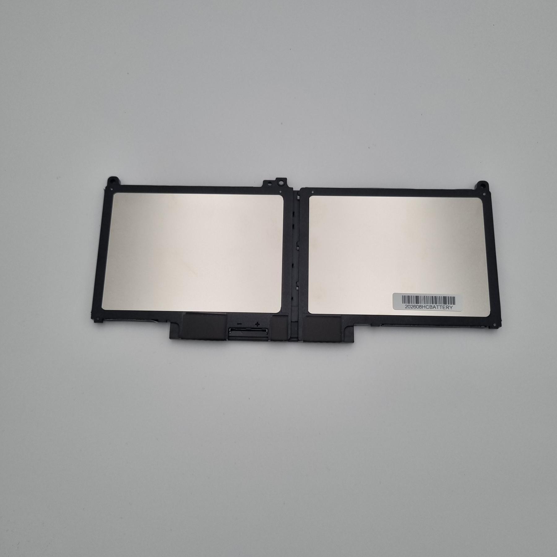 Bateria do Dell Latitude 5300 7300 7400 5310 | MXV9V 1 Wewnętrzna strona baterii Dell MXV9V z dwoma srebrnymi modułami i złączem
