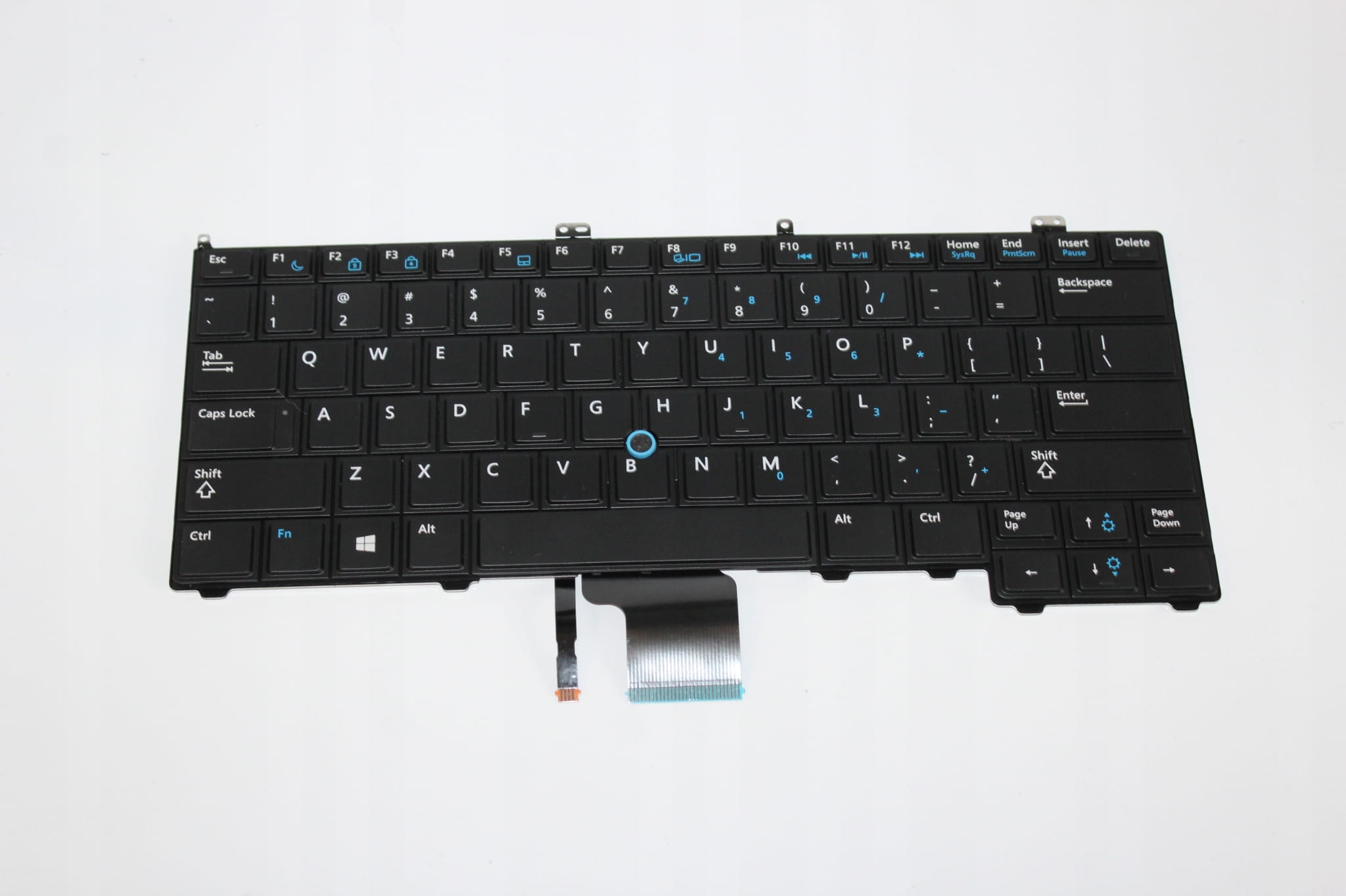 Klawiatura Dell Latitude E7240 E7440 3 Czarna klawiatura Dell Latitude E7240 E7440 z widocznym układem klawiszy i trackpointem