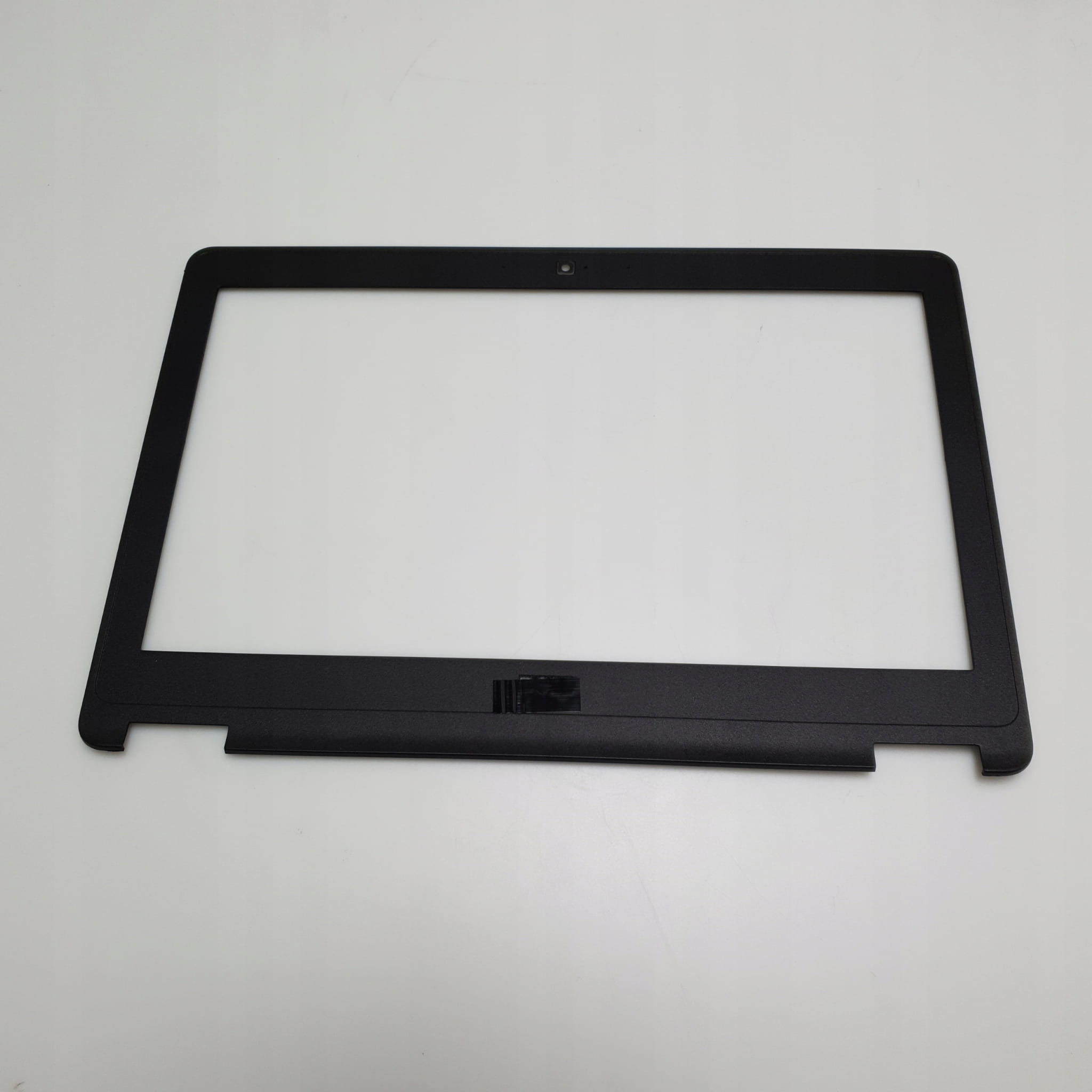 Ramka Matrycy do Dell Latitude E7270 2 Czarna ramka ekranu Dell Latitude E7270 widoczna od frontu