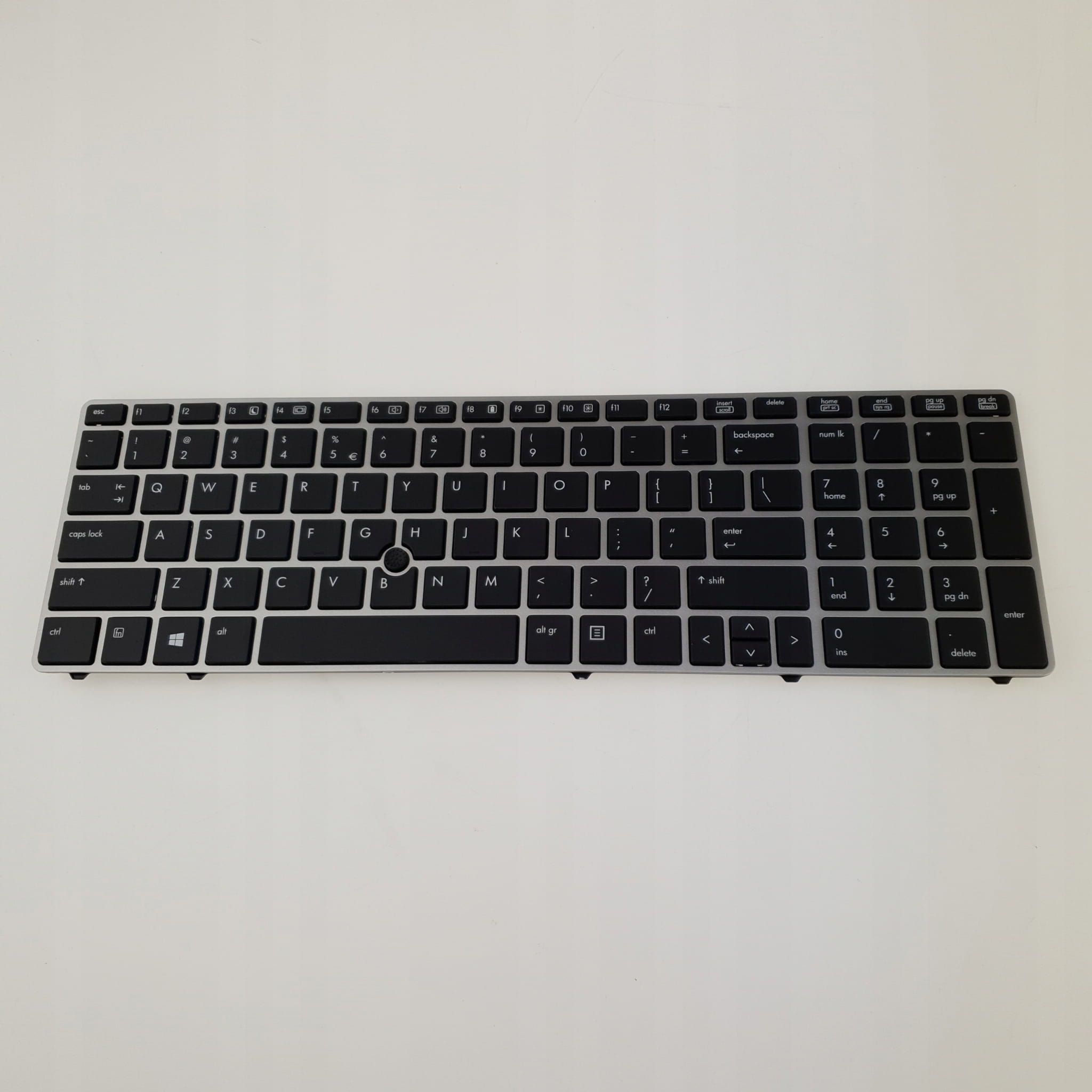 Oryginalna Klawiatura HP EliteBook 8560p 8570p | QWERTY PL 2 Klawiatura do HP EliteBook 8560p i 8570p w układzie QWERTY PL, widok z przodu