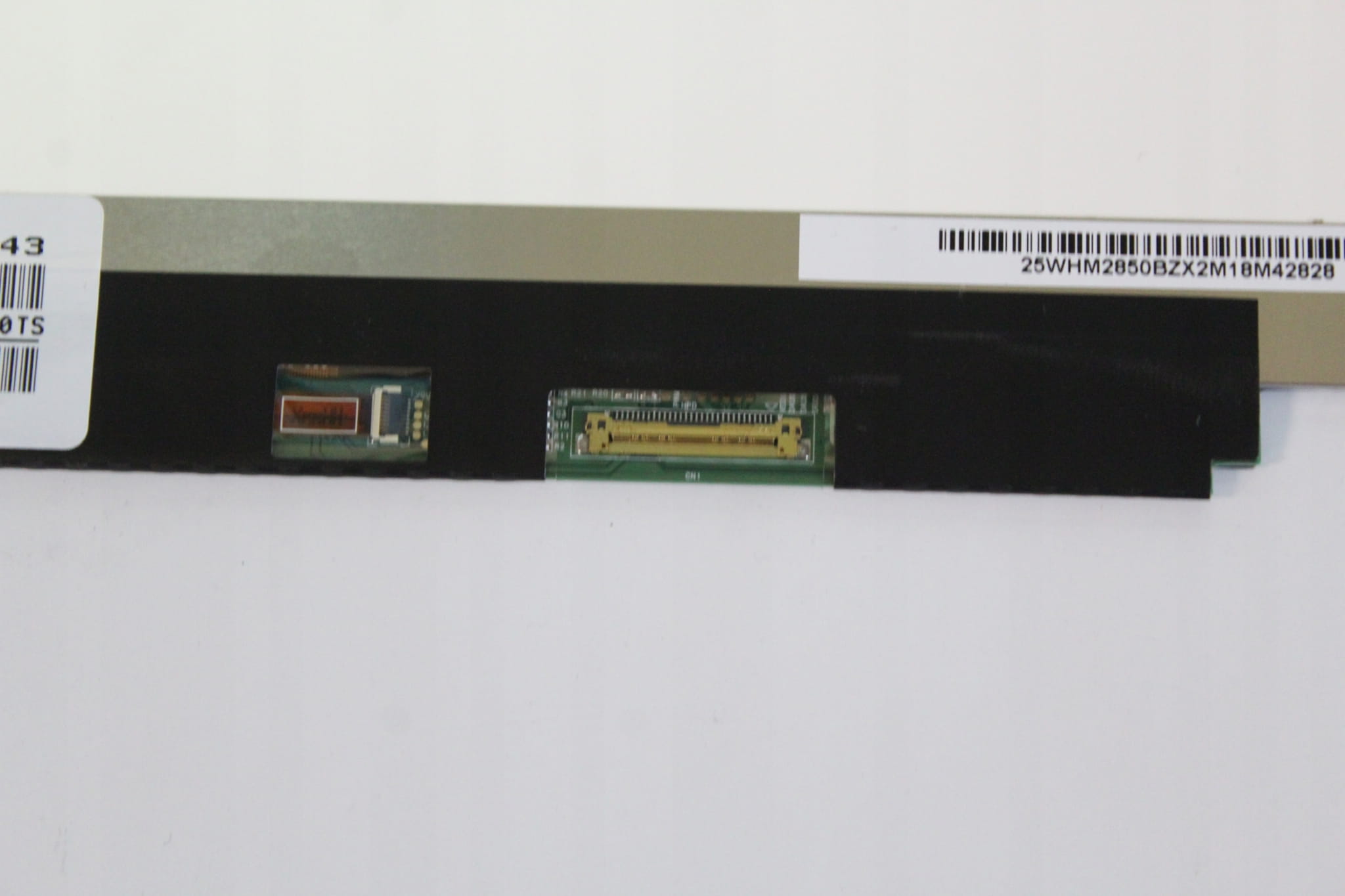 Matryca 12,5" | HD TN 30pin | Lenovo X260 HP 820 G1 2 Złącze 30 pin i etykieta na tylnej części matrycy 12,5 cala