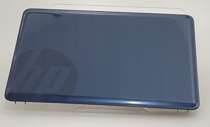 Nowa Klapa Matrycy HP 250 G1 Niebieska 5 Niebieska klapa matrycy do HP 250 G1 z widocznymi krawędziami montażowymi