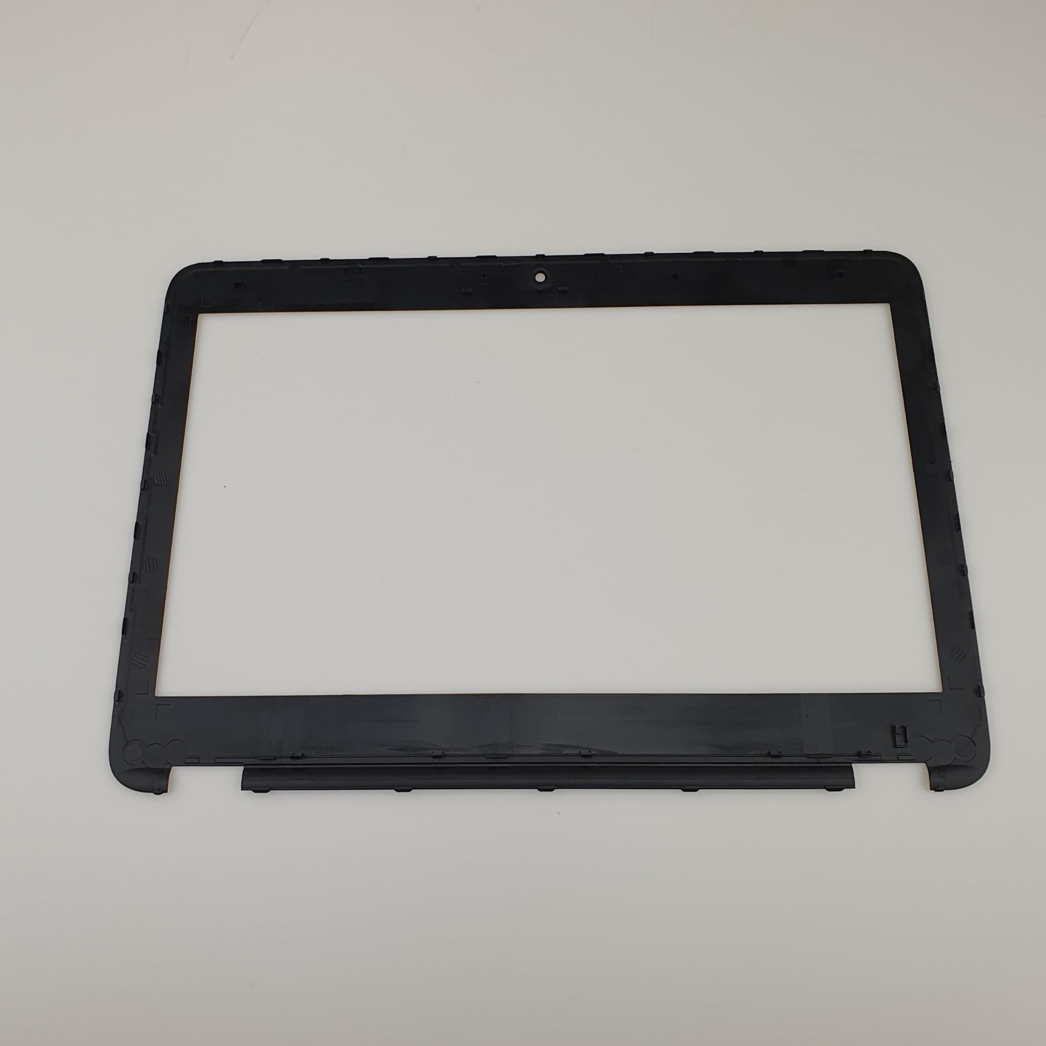 Nowa Ramka Matrycy HP EliteBook 725 820 G3 G4 3 Tylna strona czarnej ramki matrycy do HP EliteBook 725 820 G3 G4