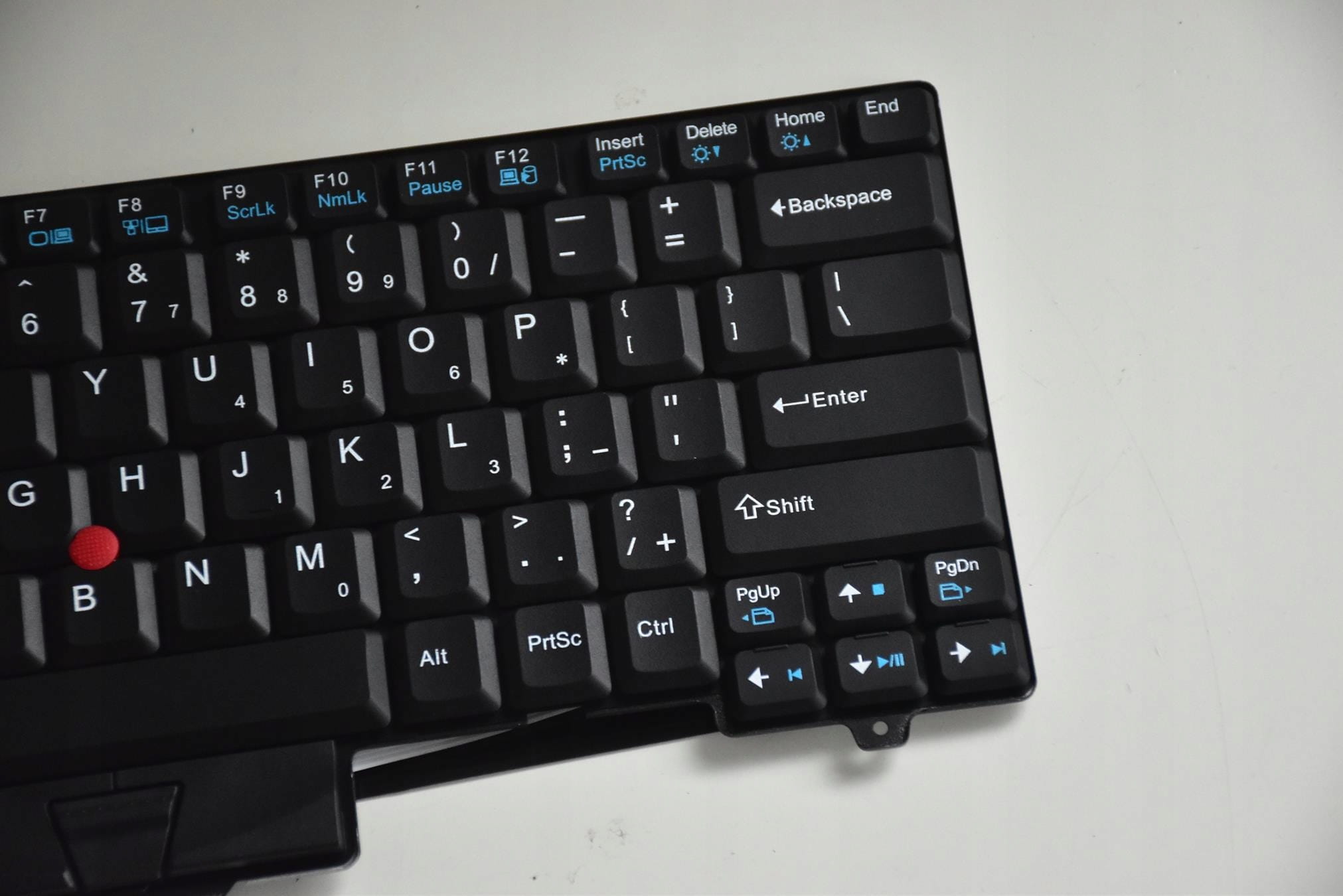 Nowa Klawiatura do Lenovo ThinkPad L420 L520 5 Prawy fragment klawiatury Lenovo ThinkPad L420 L520 z klawiszami Enter i nawigacyjnymi