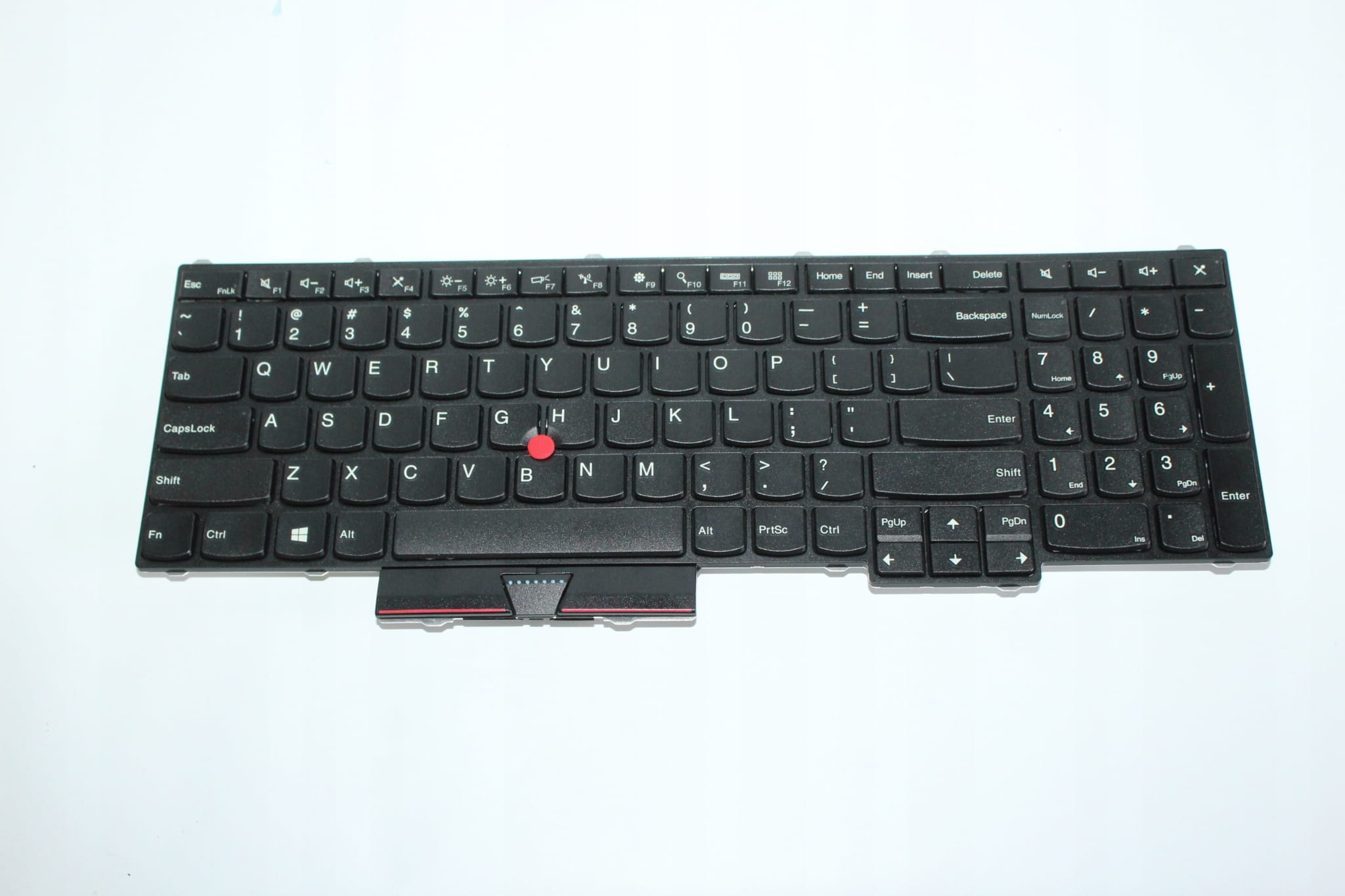 Nowa Klawiatura Lenovo ThinkPad P50 P51 P70 P71 5 Czarna klawiatura Lenovo ThinkPad P50 P51 P70 P71 z TrackPointem na białym tle