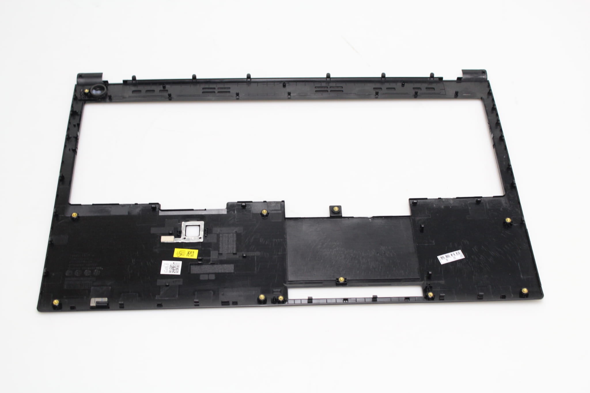 Palmrest do Lenovo ThinkPad P52 2 Wewnętrzna strona czarnego palmrestu do Lenovo ThinkPad P52 z widocznymi mocowaniami i zaczepami