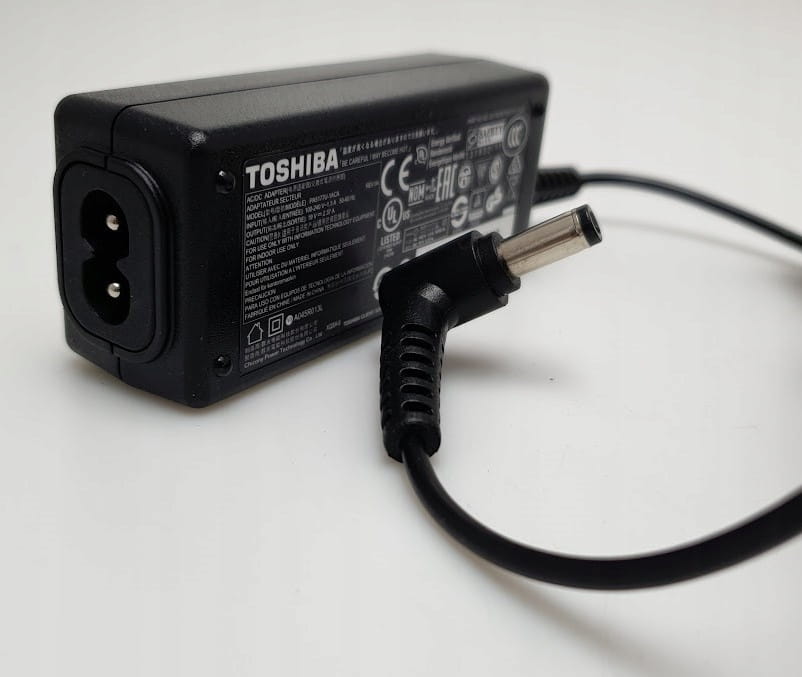 Oryginalny Zasilacz Toshiba 19V 2.37A 45W - 5.5mm x 2.5mm 6 Oryginalny Zasilacz Toshiba 19V 2.37A 45W - 5.5mm x 2.5mm - obrazek 6